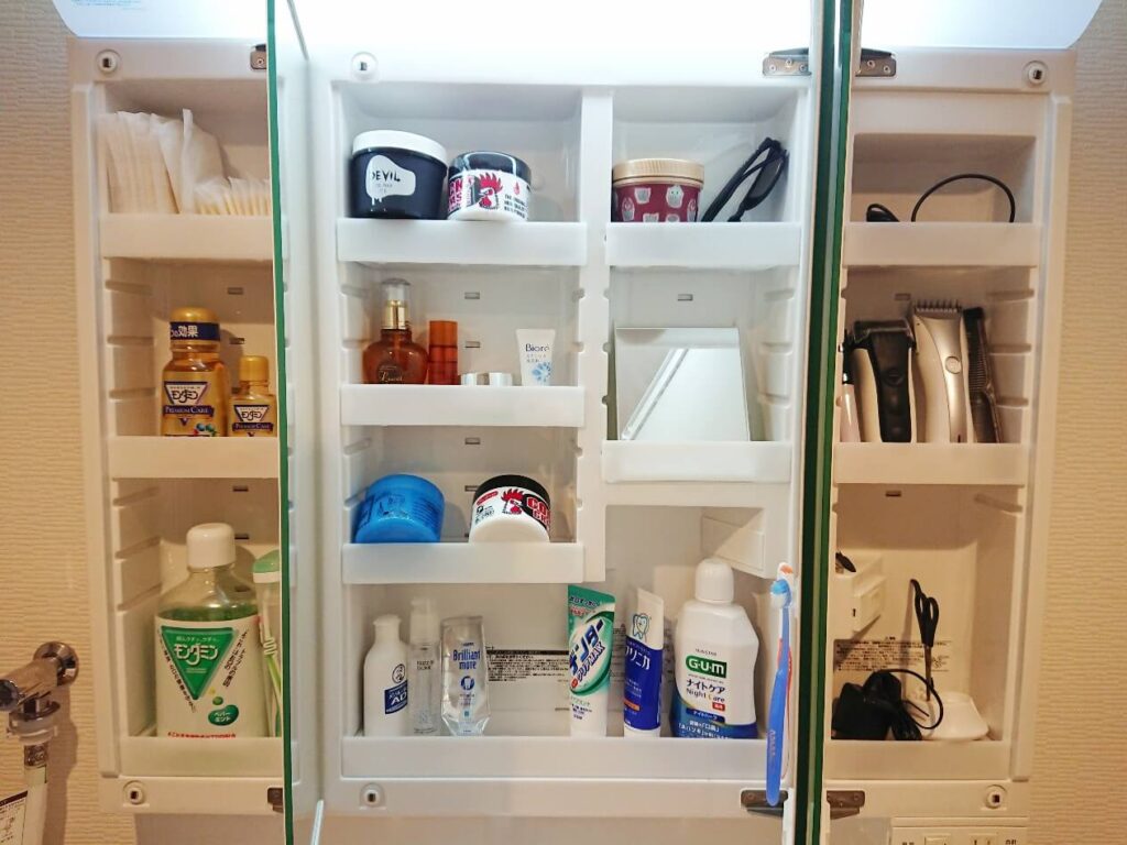 洗面台上の収納のアフター写真