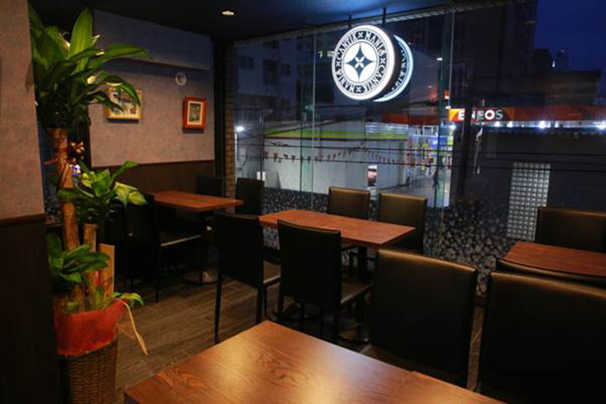 CANTIK-MANIS （チャンティックマニス）の店内