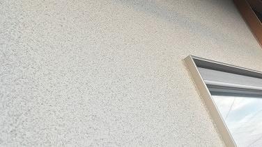 塗り壁の種類：リシン吹付け