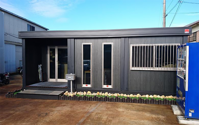 プレハブで作られたユニットハウス